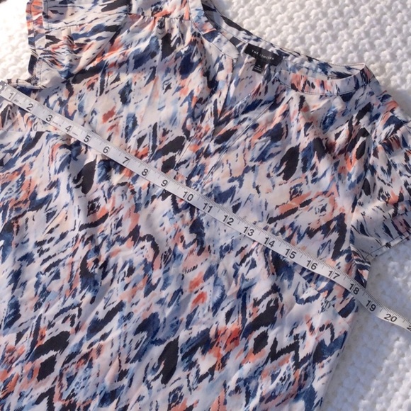 The Limited V-Neck Cap Sleeve Blouse Sz M - Picture 10 of 10